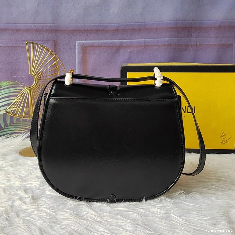 Cheap Medium Bag Calf Fendi C'mon Black In Leather 0823